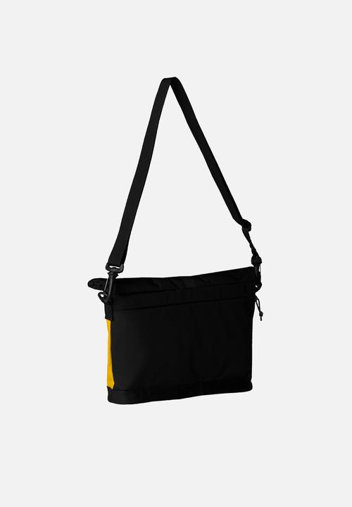 The North Face - Base Camp Shoulder Bag - Summit Gold & Black