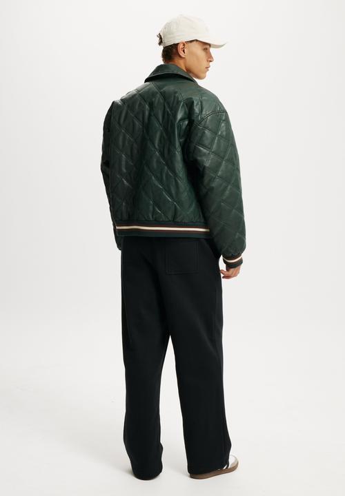 Cotton On - Super Baggy Track Pant - Black