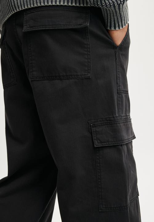 Cotton On - Axel Baggy Cargo Pant - Jet Black