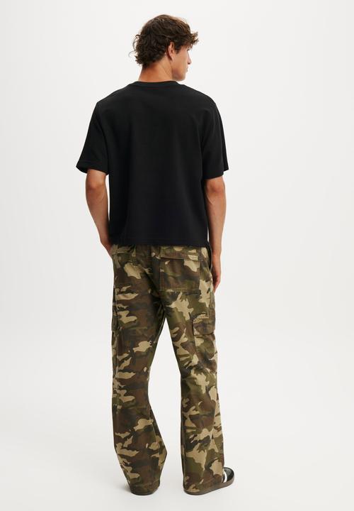 Cotton On - Axel Baggy Cargo Pant - Dark Camo