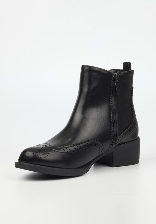Miss Black - Ford 1 boot - black