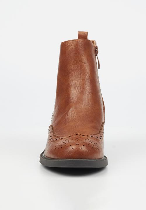 Miss Black - Ford 1 boot - tan