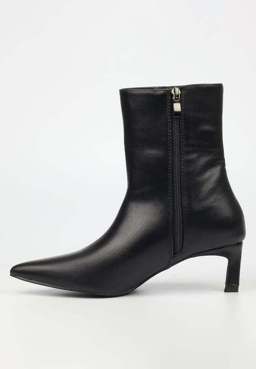Miss Black - Petite 1 boot - black