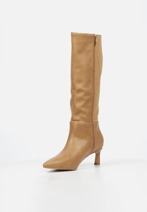 Miss Black - Petite 2 boot - camel