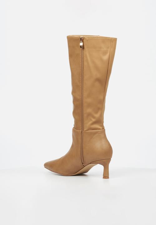 Miss Black - Petite 2 boot - camel