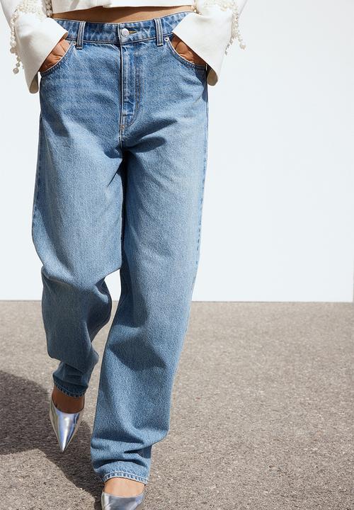 H&M - Crease-leg tapered jeans - - light denim blue 