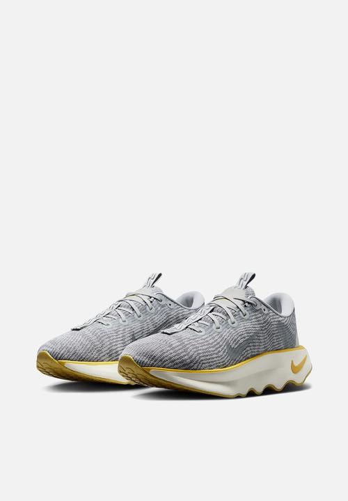 Nike - Nike Motiva