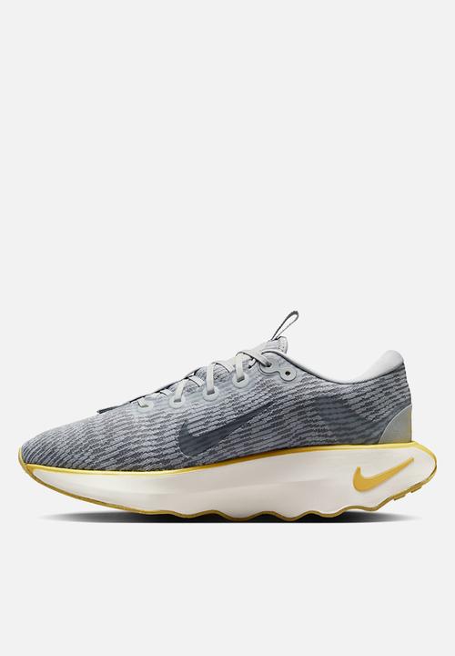 Nike - Nike Motiva