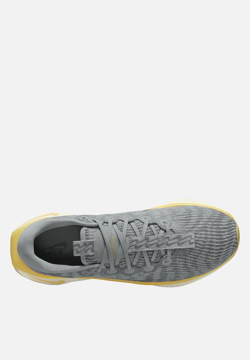 Nike - Nike Motiva