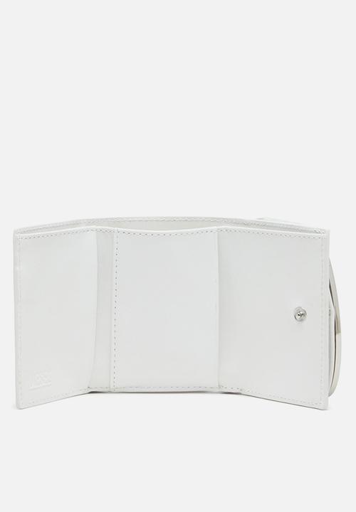 Diesel  - 1Dr tri-fold coin xs ii slg - white