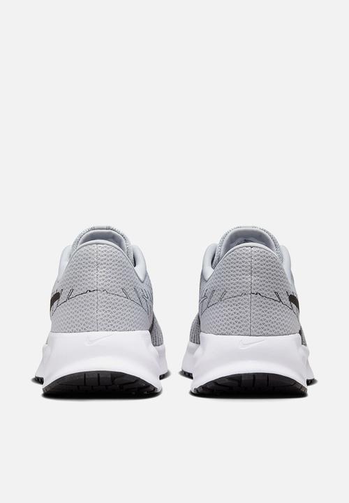 Nike - Nike Run Defy