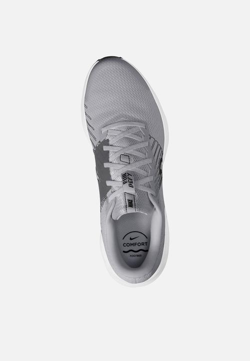 Nike - Nike Run Defy