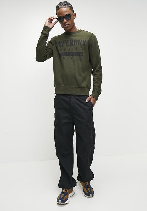 Superdry. - Surplus graphic crew- Washed Dark Olive