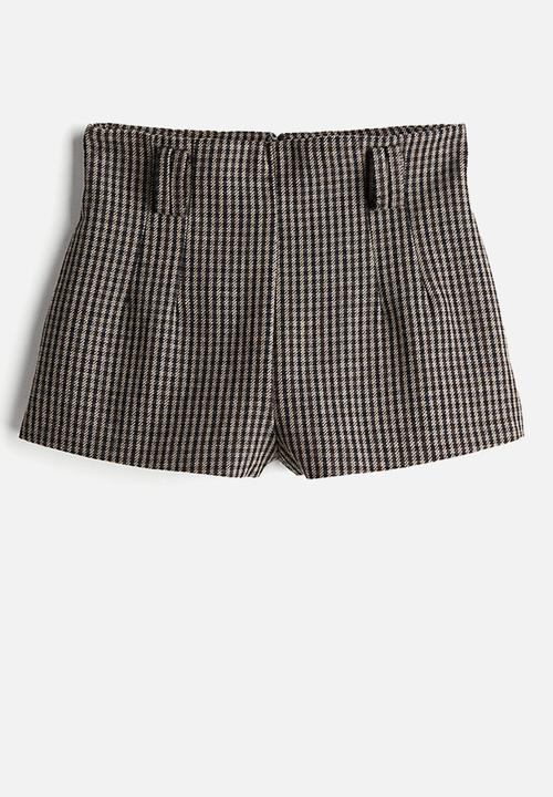H&M - High-waisted mini shorts - dark brown/checked