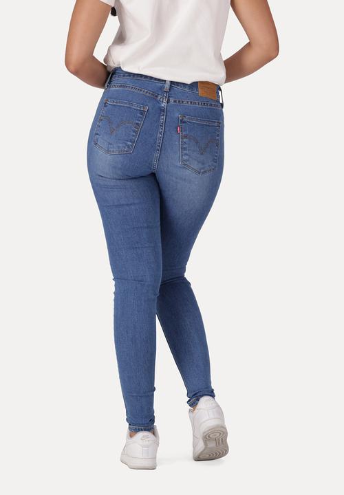 Levi’s® - Curvy Super Skinny - Kick Start
