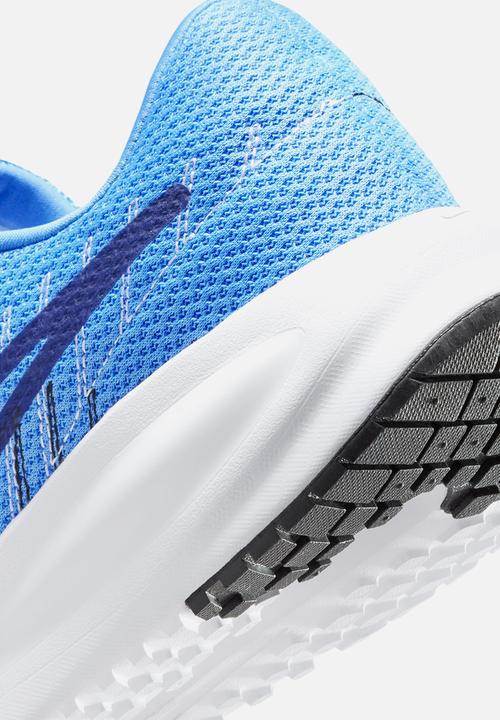 Nike - Nike Run Defy