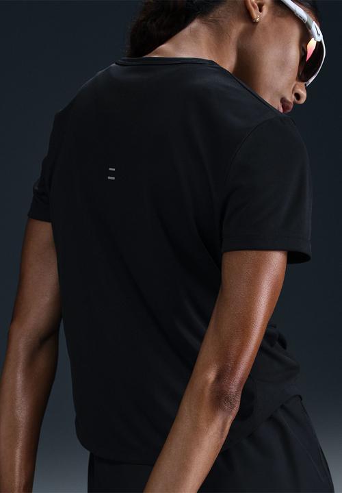 Nike - Nike Tempo Women's Dri-Fit Short-Sleeve Running Top - Black/Reflective Silv