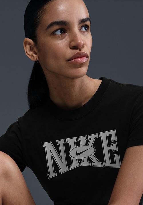 Nike - Nike Street Crop Tee - Black