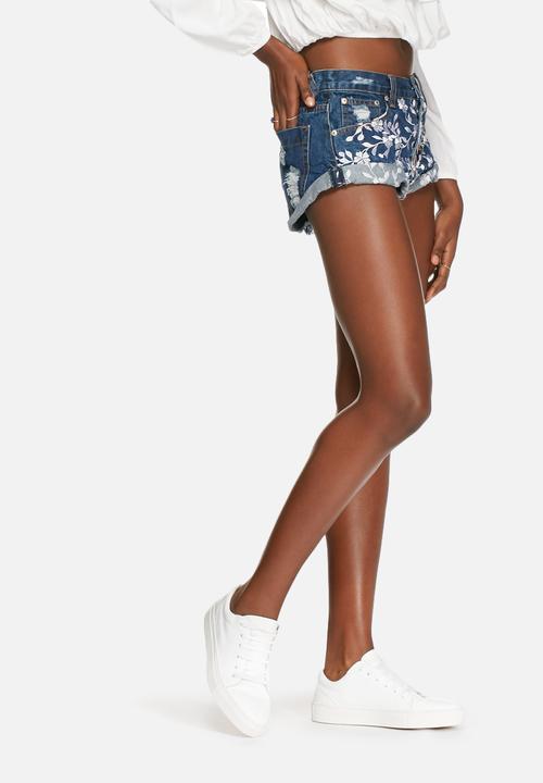 Glamorous - Embroidered shorts