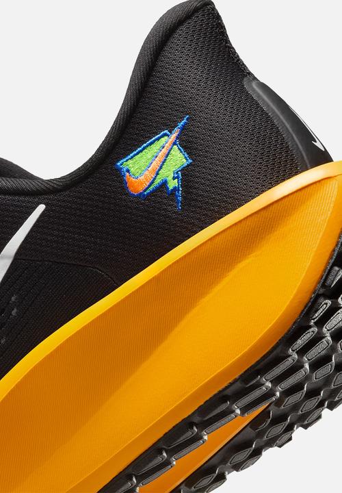 Nike - Nike Quest 6