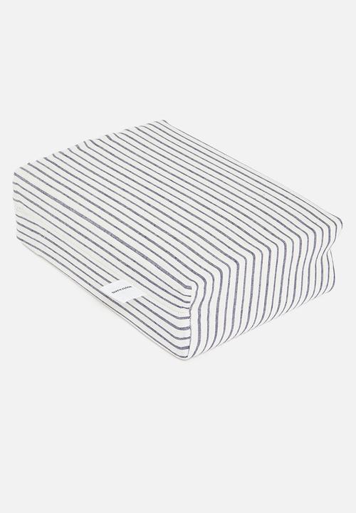 Sixth Floor - Cotton Yarn Dye Stripe with Satin Stitch Duvet Set - Navy & White