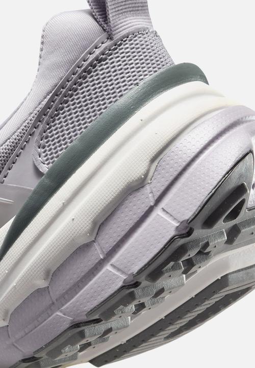 Nike - Nike V2K Run