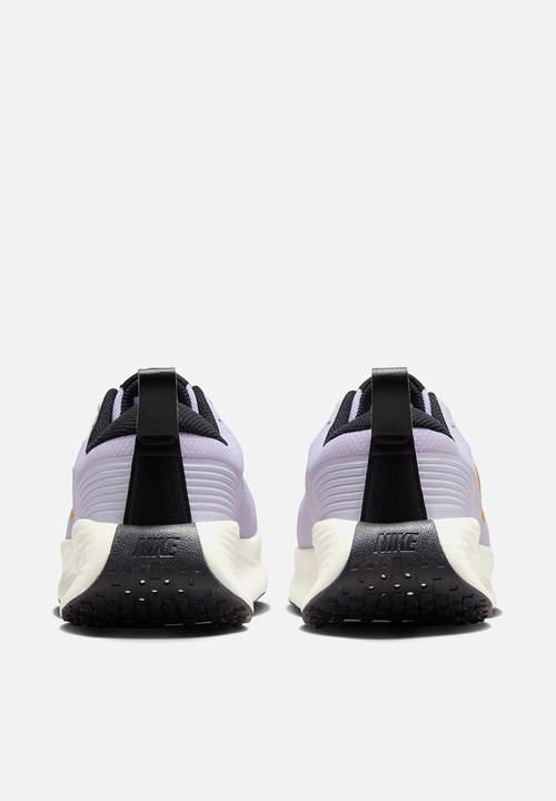 Nike - Nike Promina