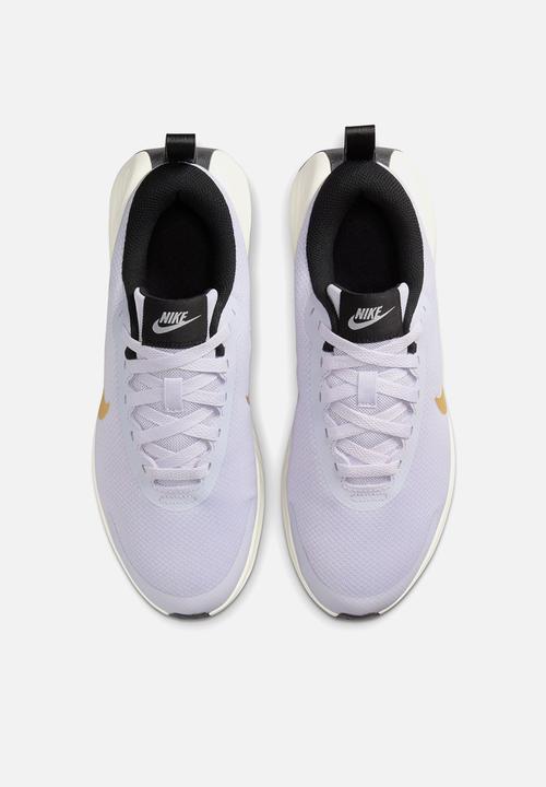 Nike - Nike Promina