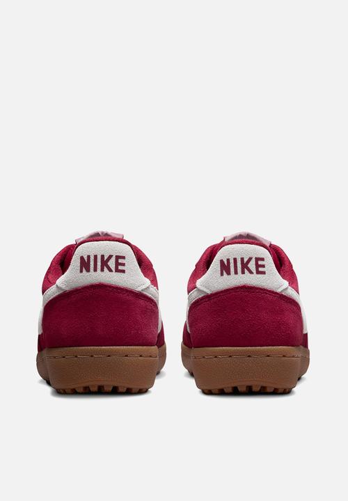 Nike - WMNS NIKE FIELD GENERAL