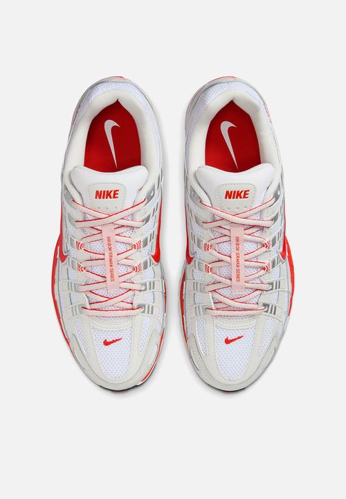 Nike - Nike P-6000