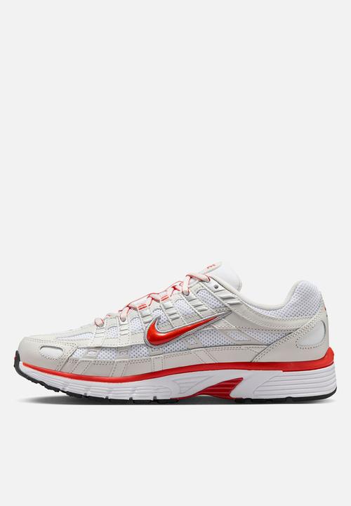 Nike - Nike P-6000