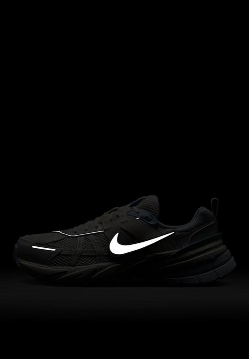 Nike - Nike V2K Run
