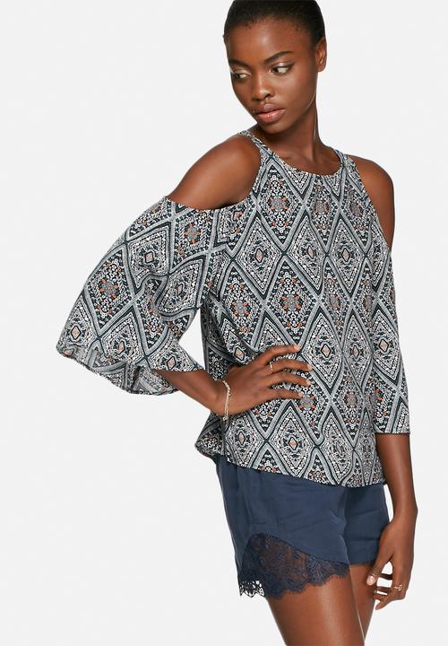 Vero Moda - Loui cold shoulder top