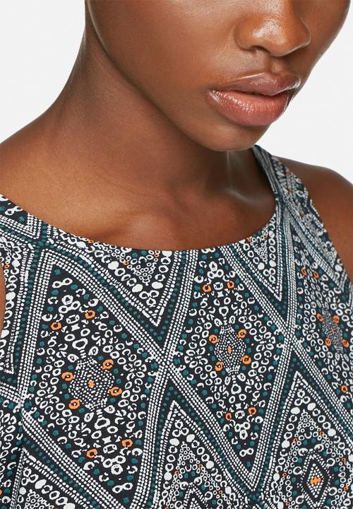Vero Moda - Loui cold shoulder top
