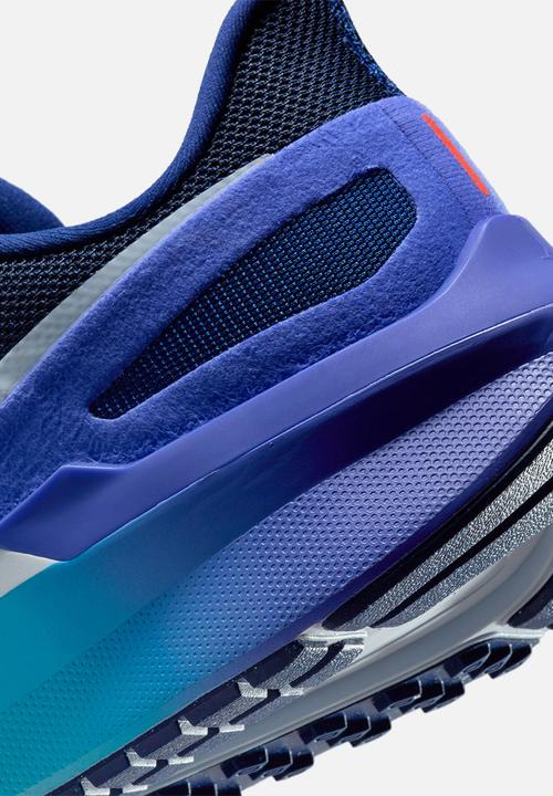Nike - Nike Structure 25