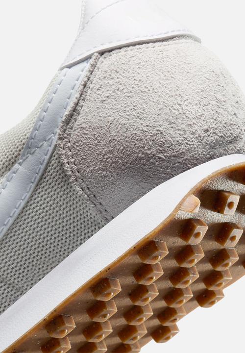 Nike - W LD-1000