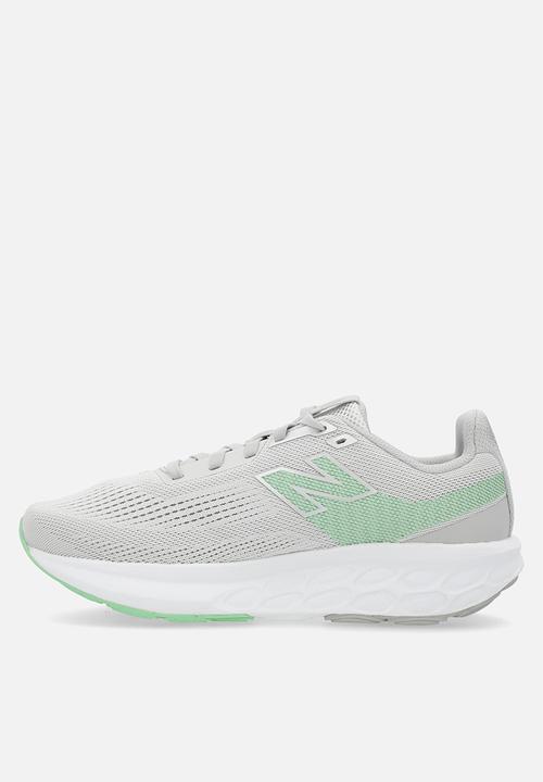 New Balance  - Fresh Foam 520 v9