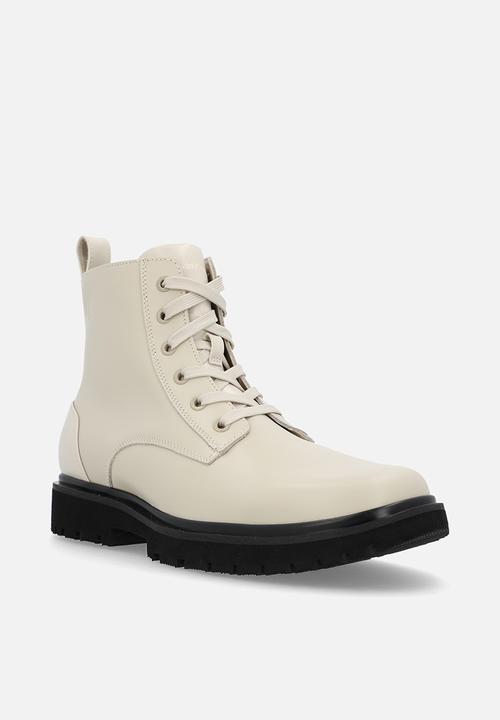 Calvin Klein - Eva leather lace up boot - eggshell