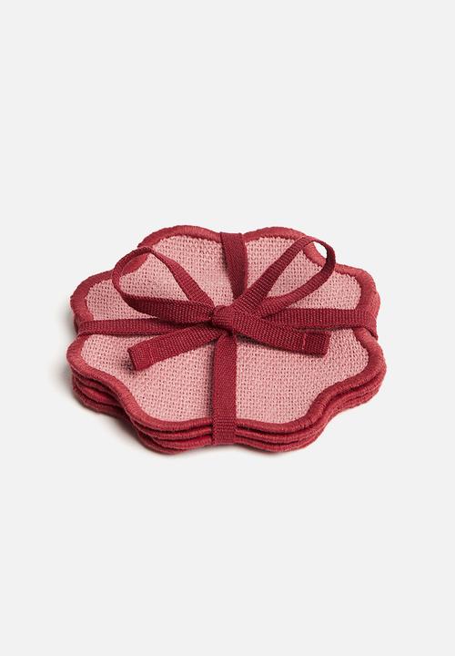 H&M - 4 Pack scallop-edged coasters - pink
