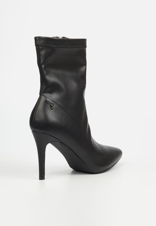 Butterfly Feet - Lively 12 Ankle - Black
