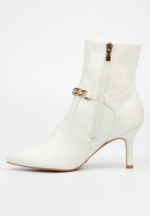Butterfly Feet - Lively 13 Ankle - White