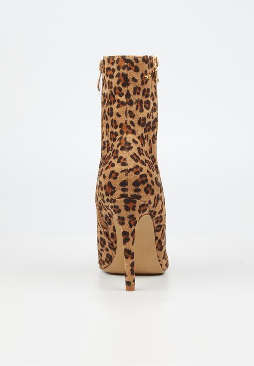 Miss Black - Boss 19 boot - leopard