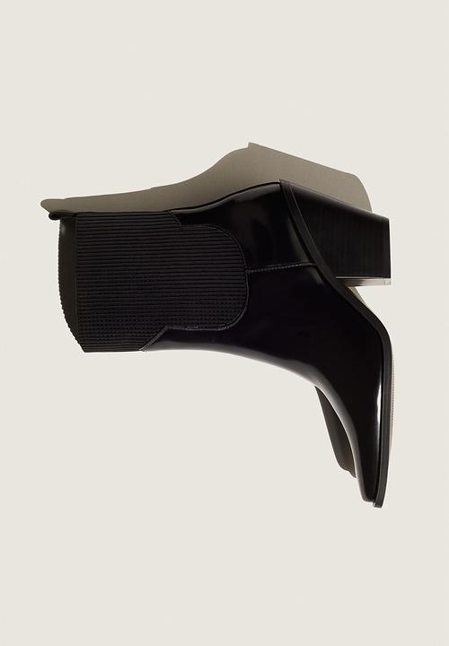 H&M - Pointed boots - black