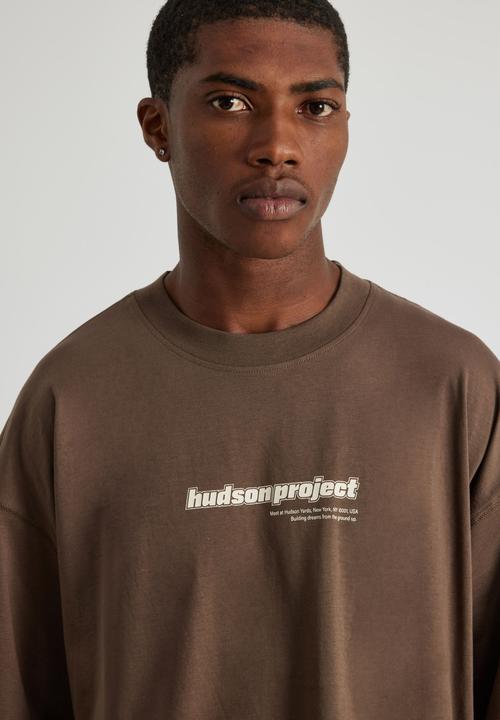Factorie - Box Fit Unified Tshirt- Uc Cedar/Hudson Project