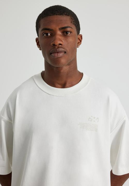 Factorie - Notion Boxy Cropped Heavyweight T-shirt- Ntn Cloud/Notion Escapism