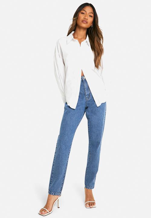 boohoo - Basics 32 Inch Leg High Waisted Slim Fit Mom Jeans - Vintage Blue