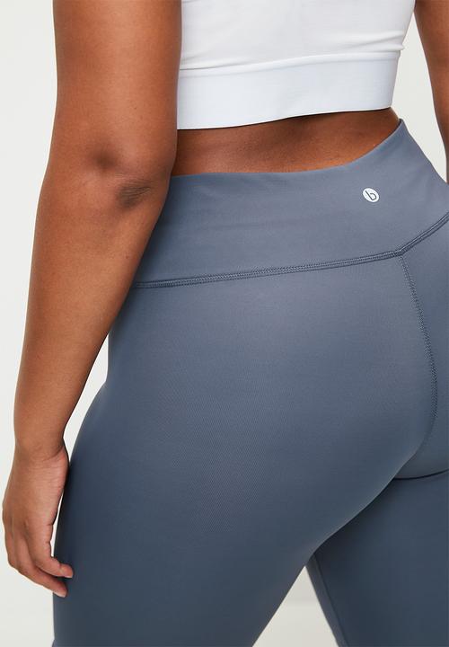 Cotton On - Plus Bondi Everyday Mid Length Bike Short - Folkstone Grey