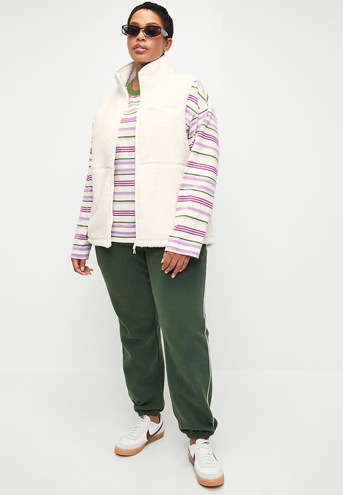 Cotton On - Plus Peak Sherpa Vest - Coconut Milk