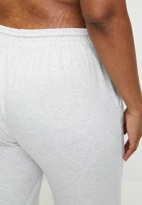 Cotton On - Plus Plush Essential Gym Sweatpant - Cloudy Grey Marle