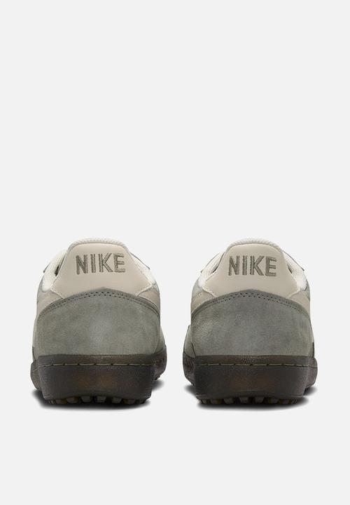 Nike - NIKE FIELD GENERAL